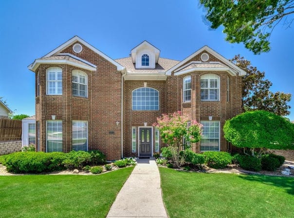 3811 Cromwell Drive, Carrollton, TX 75007