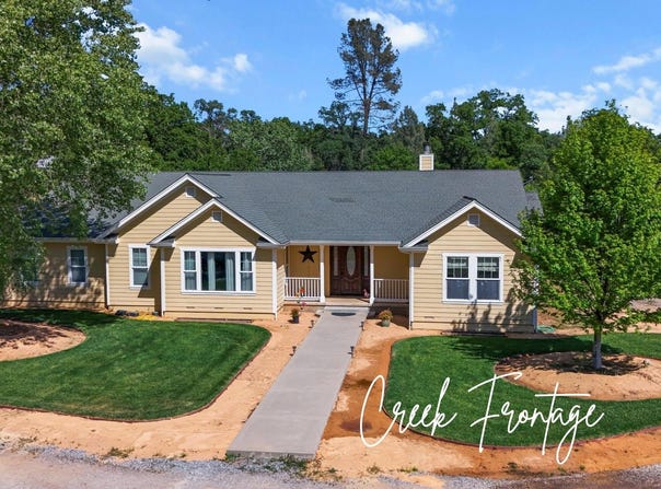 22171 Meyer Road, Bella Vista, CA 96008
