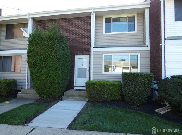 4-H Quincy Circle, South Brunswick, NJ 08810