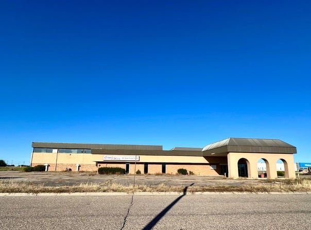 2218 Commerce Rd, Goodland, KS 67735