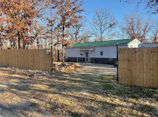 5837 County Rd 375, Eucha, OK 74342