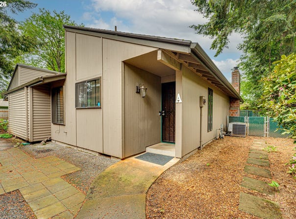8109 NE 14TH St, Vancouver, WA 98664
