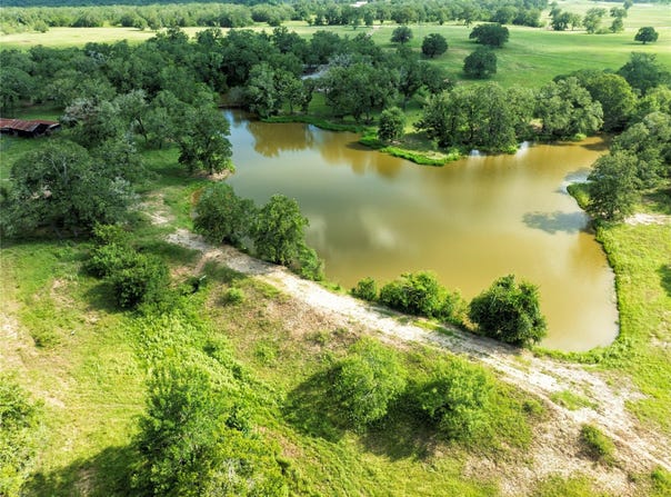 6750 Three Mile Rd, Flatonia, TX 78941