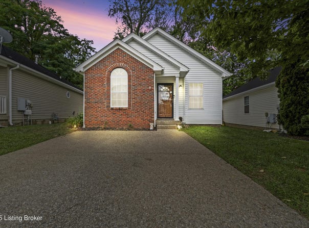 4114 Pacelli Pl, Louisville, KY 40245