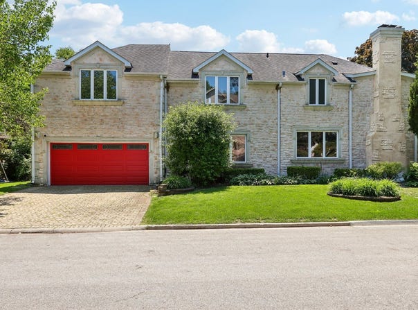 6857 N Knox Avenue, Lincolnwood, IL 60712