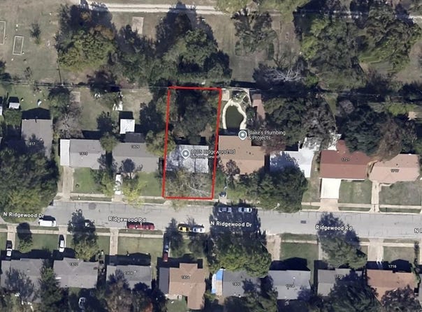 1805 Ridgewood Road, Denison, TX 75020