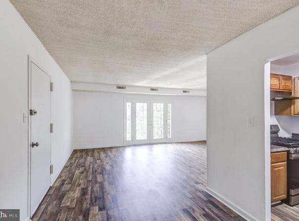 3805 SWANN RD #301, SUITLAND, MD 20746