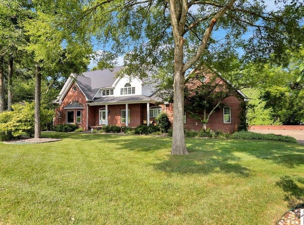 1302 Fleetwood Drive, Murray, KY 42071