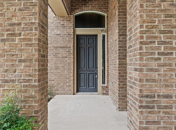 2444 Bowen ST, Leander, TX 78641