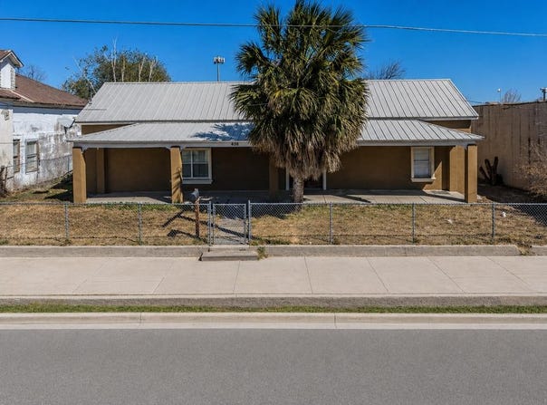 432 WASHINGTON ST, Eagle Pass, TX 78852