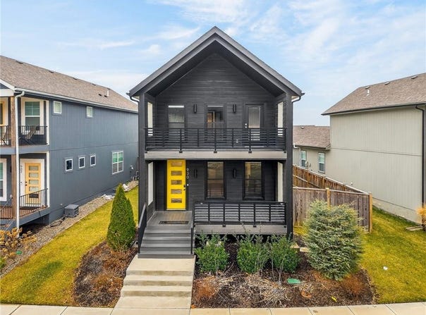 930 S Harmony Avenue, Independence, MO 64056