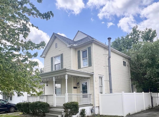 2957 4th Avenue, Huntington, WV 25702