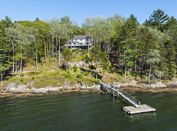 564 W Side Road, Boothbay, ME 04537