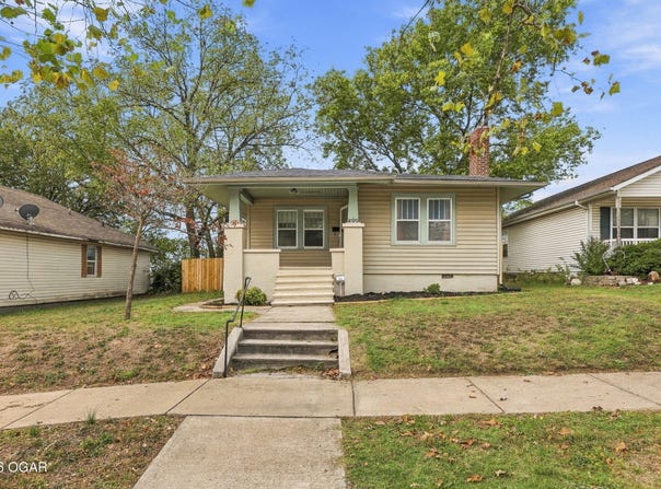 3120 S Pearl Avenue, Joplin, MO 64804