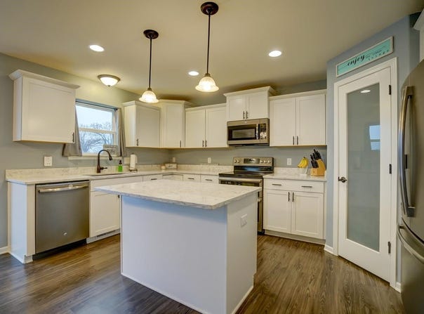 131 W Blackhawk Drive, Fort Atkinson, WI 53538