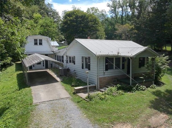 121 Sapwood Drive, Marion, VA 24354