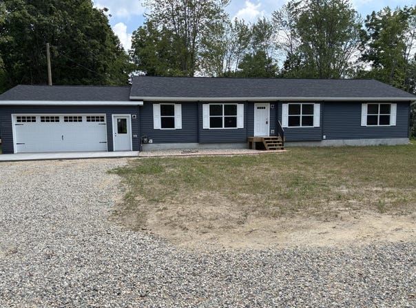 2827 Green Acres Drive, Mulliken, MI 48861