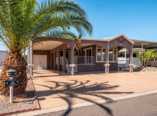 17200 W BELL Road, Surprise, AZ 85374