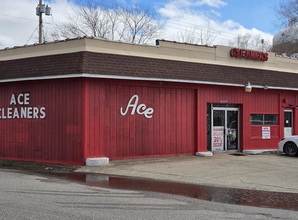 4007 Broadway, Gary, IN 46409