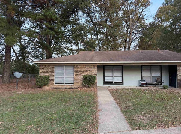 3500 B DENSON DR, Longview, TX 75603