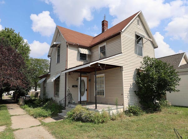 1222 W Franklin, Elkhart, IN 46516