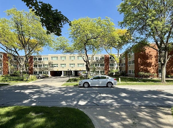 1139 Leavitt Avenue, Flossmoor, IL 60422