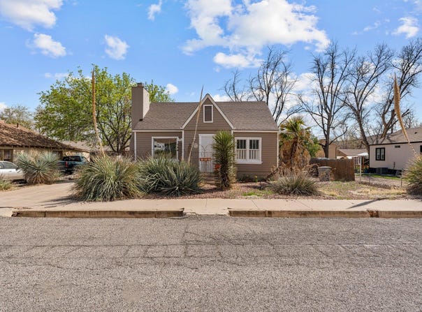 31 W 200 S, St George, UT 84770