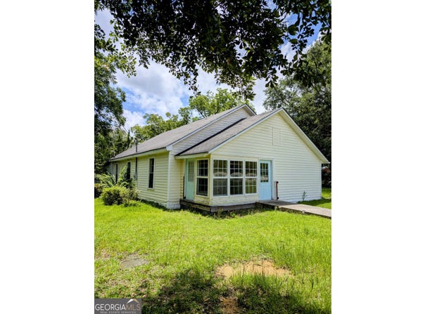912 5th, Twin City, GA 30471