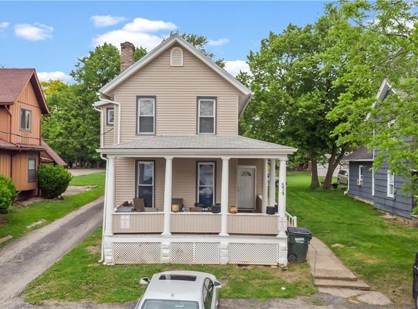 579 Broadway Avenue, Bedford, OH 44146