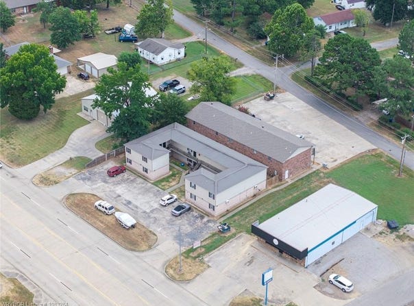 302 E Shawntel Smith BLVD, Muldrow, OK 74948