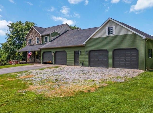 112 SAW MILL ROAD, ELIZABETHTOWN, PA 17022
