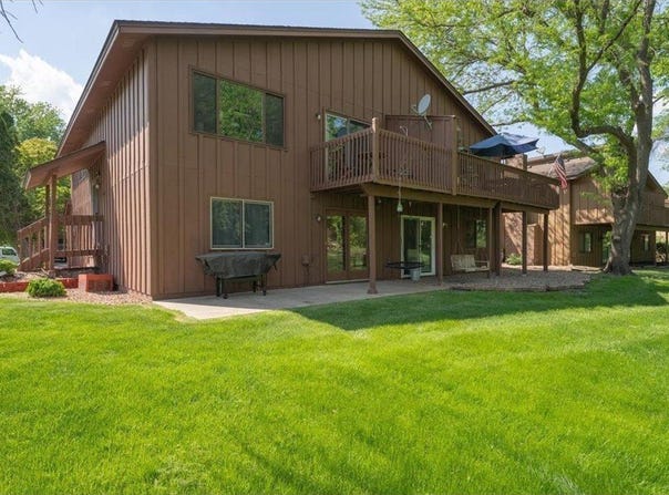 6900 Unity Avenue N, Brooklyn Center, MN 55429