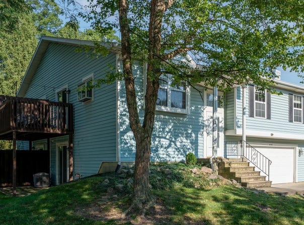 4030 N Lakeside Drive, Muncie, IN 47304