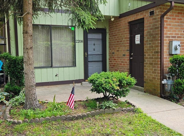 2208 GREENWOOD DRIVE, LINDENWOLD, NJ 08021