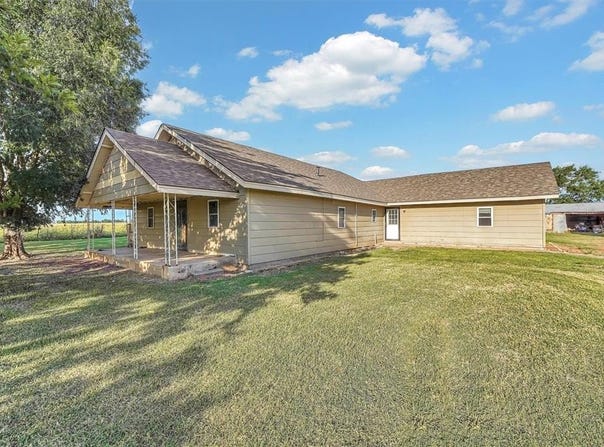 22904 N County Road 1840 Road, Mangum, OK 73554