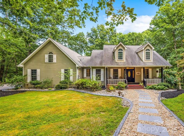 247 Big Raven Lane, Saluda, NC 28773