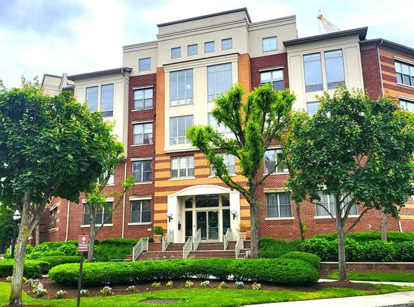 26 AVENUE AT PORT IMPERIAL, West New York, NJ 07093