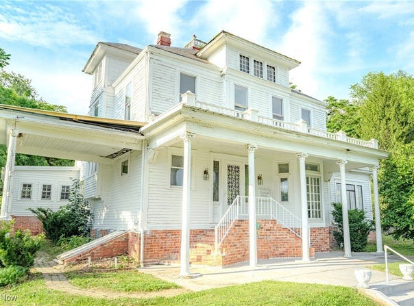 45 W Main Street, Quaker City, OH 43773