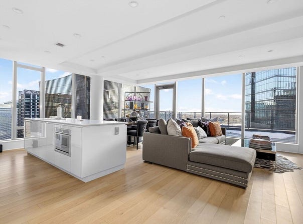 135 Seaport Blvd, Boston, MA 02210