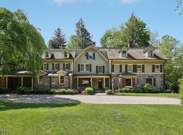 825 E Saddle River Rd, Hohokus Boro, NJ 07423-1714