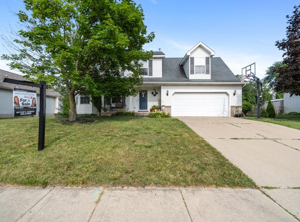 127 Ridgeview Court, Grass Lake, MI 49240