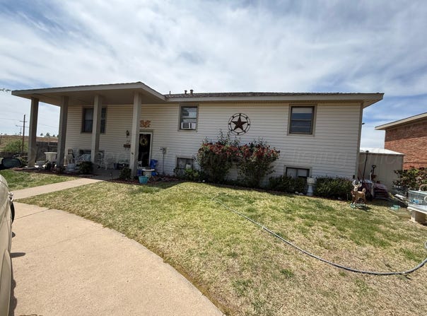 1433 Marigold St, Borger, TX 79007