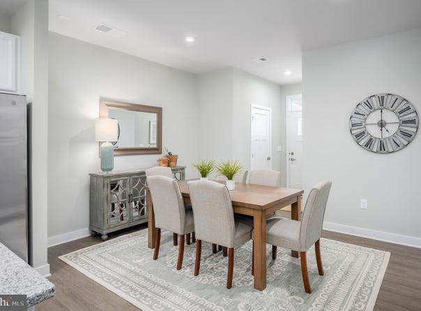 5172 HELTON DRIVE, SYKESVILLE, MD 21784