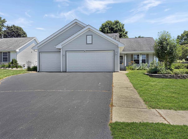 761 Brookview Drive, BYRON, IL 61010