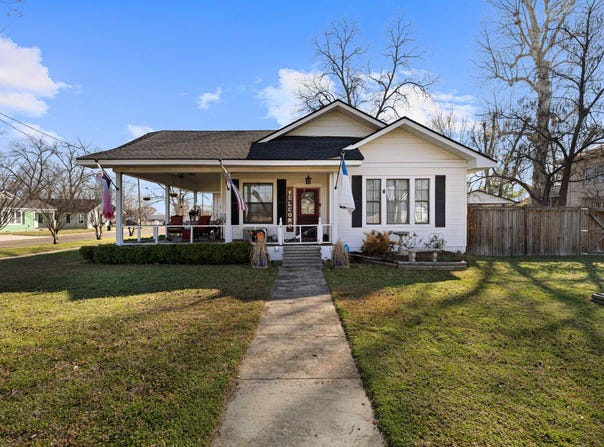 217 N Montgomery St., Gilmer, TX 75644