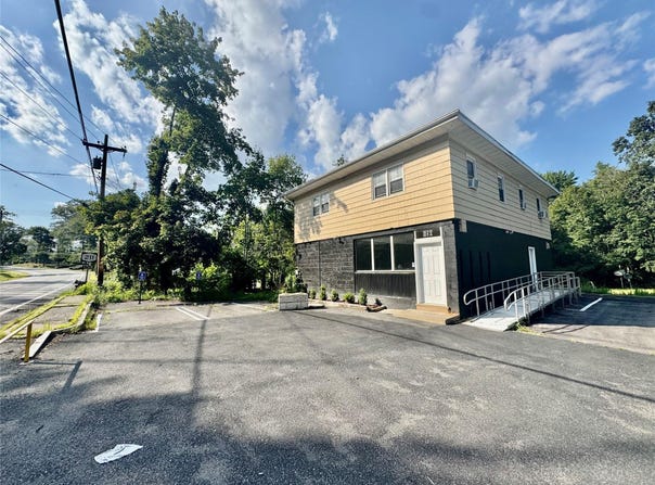652 Route 211 W, Middletown, NY 10940
