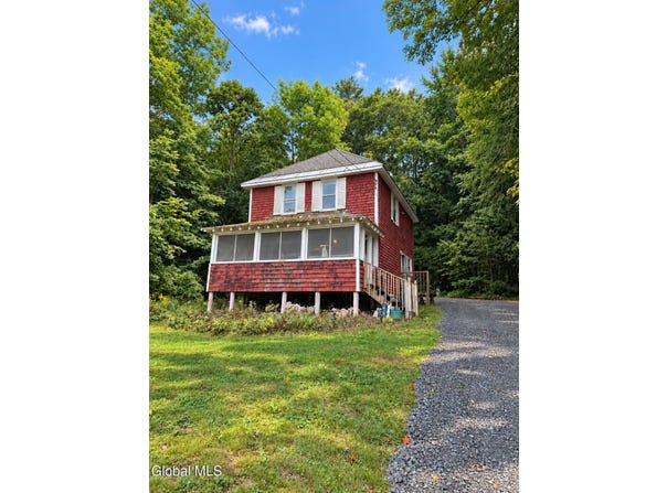 564 NY-30, Northville, NY 12134