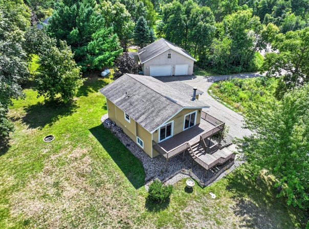 9051 Memory Lane NW, Alexandria, MN 56308