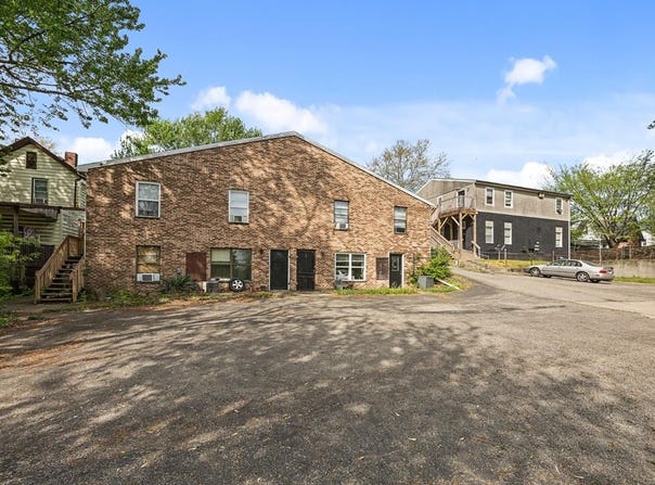 522 Front Street, Lawrenceburg, IN 47025