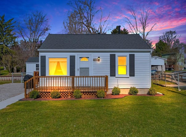 5490 Orchard, East China, MI 48054
